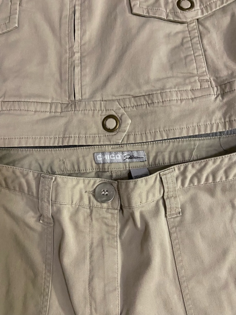 Chico's Matching Set - Beige Utility Zip Sleeveless Vest and Matching Pants - Picture 9 of 10